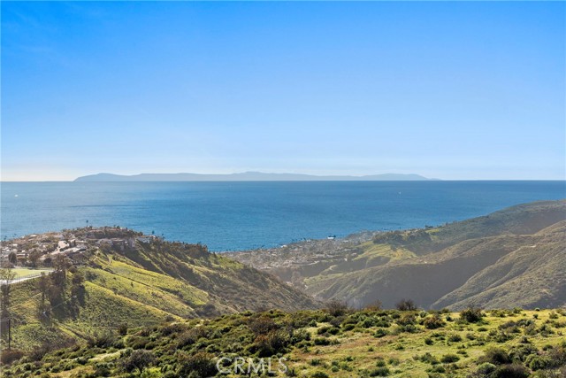 Detail Gallery Image 3 of 57 For 3253 Alta Laguna Blvd, Laguna Beach,  CA 92651 - 4 Beds | 4 Baths