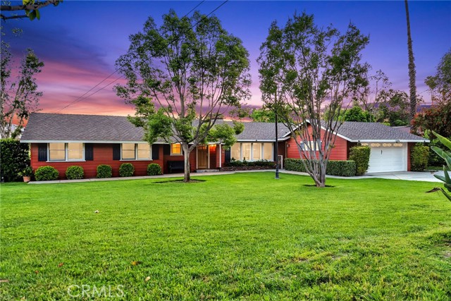 2886 Mcallister Street, Riverside CA: https://media.crmls.org/medias/7a0ceb33-166e-46ae-ba5c-e6de014a3995.jpg