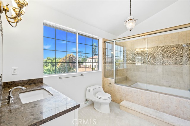 Detail Gallery Image 24 of 37 For 8424 Sunnyslope Dr, San Gabriel,  CA 91775 - 6 Beds | 5 Baths