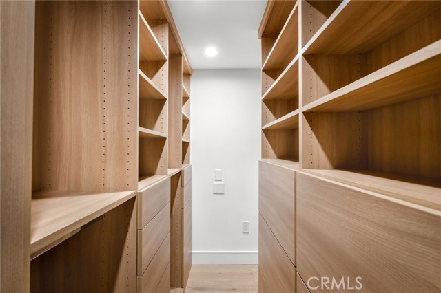 Detail Gallery Image 33 of 62 For 89 Bayview, Manhattan Beach,  CA 90266 - 3 Beds | 3/1 Baths