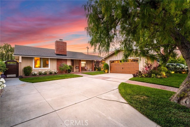 11571 Harrisburg, Rossmoor CA: https://media.crmls.org/medias/7a0ec9b5-ebf0-4cff-8748-c470bbddef29.jpg
