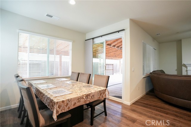 2531 Craftsman Street, Turlock CA: https://media.crmls.org/medias/7a0ee59a-641d-44af-a64b-bf4a90096169.jpg