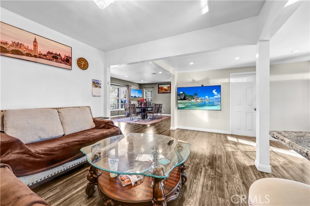 Detail Gallery Image 11 of 22 For 1220 Richard, Glendale,  CA 91206 - 2 Beds | 2 Baths