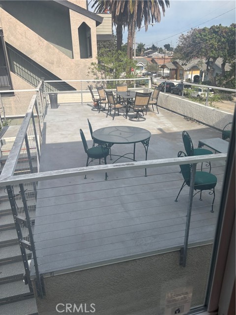 1102 Termino Avenue, Long Beach CA: https://media.crmls.org/medias/7a0f7b26-afcd-44e8-bf2a-b043acab6d27.jpg