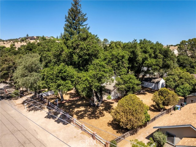 Detail Gallery Image 14 of 37 For 117 17th St, Paso Robles,  CA 93446 - 4 Beds | 3 Baths