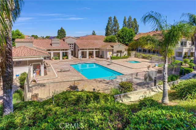 Detail Gallery Image 22 of 31 For 1980 Las Colinas Cir #301,  Corona,  CA 92879 - 2 Beds | 2 Baths