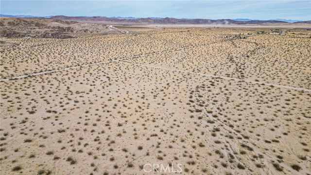 Detail Gallery Image 16 of 29 For 4500 Laferney Ave, Joshua Tree,  CA 92252 - – Beds | – Baths