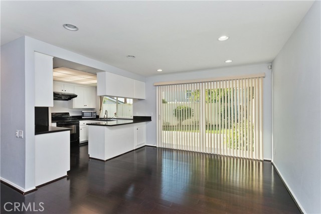 Detail Gallery Image 9 of 30 For 46 Shooting Star, Irvine,  CA 92604 - 4 Beds | 2/1 Baths