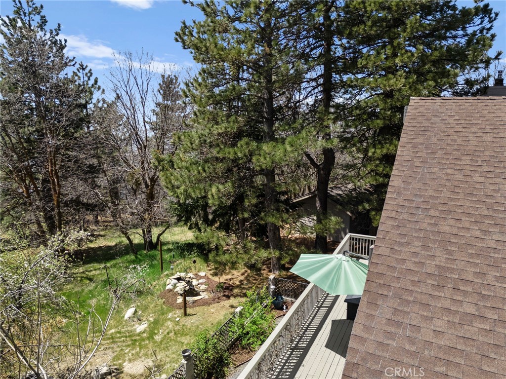 https://media.crmls.org/medias/7a1144a6-972e-43e0-b675-77e7a6b79d13.jpg?preset=X-Large