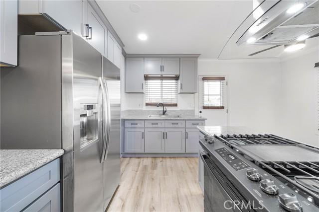 Image 7 of 24 For 4373 Gird Avenue