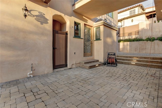 Detail Gallery Image 29 of 36 For 954 Rosemount, Glendale,  CA 91207 - 5 Beds | 3 Baths