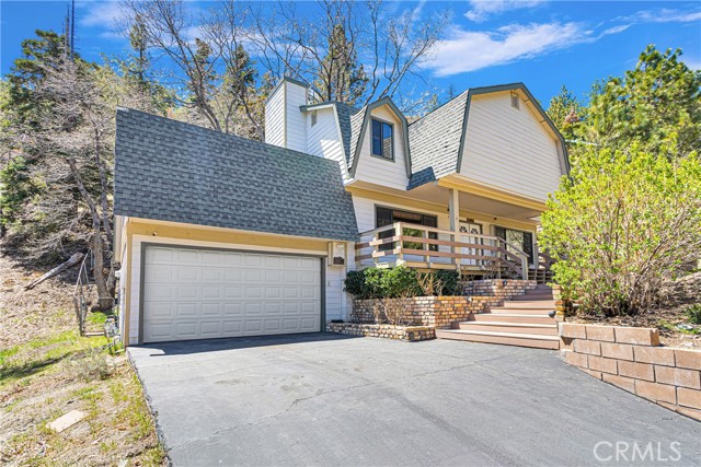 Detail Gallery Image 1 of 66 For 26610 Timberline Dr, Wrightwood,  CA 92397 - 4 Beds | 2/1 Baths