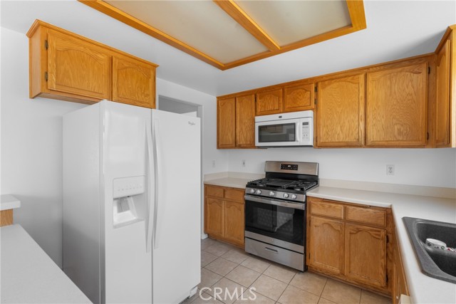 Detail Gallery Image 10 of 21 For 5095 Pacific Dunes Cir, Guadalupe,  CA 93434 - 3 Beds | 2 Baths