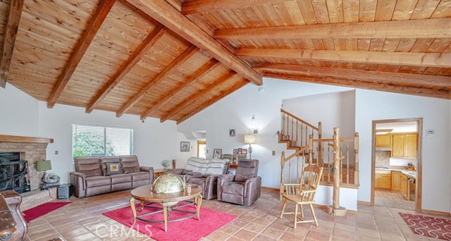 Image 7 of 18 For 43155 Lake Hughes