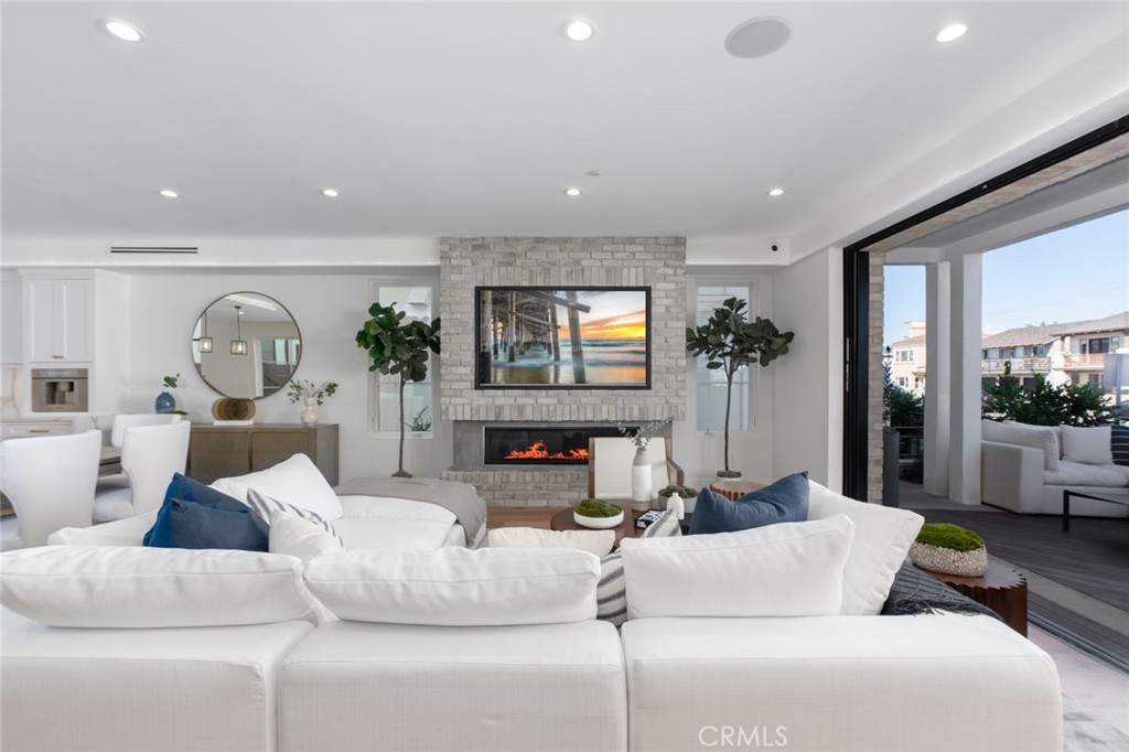 7a125ed6 185a 4ef5 Ab51 9508fea953ea