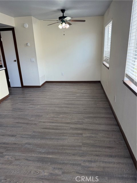 Detail Gallery Image 5 of 10 For 3535 20th, Highland,  CA 92346 - 2 Beds | 1 Baths