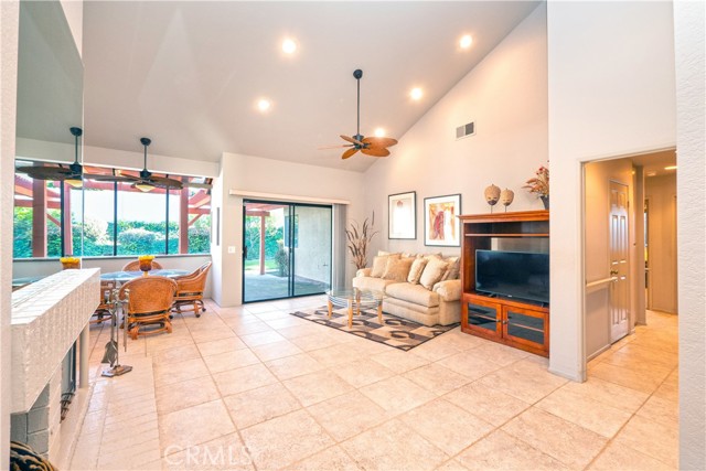 Detail Gallery Image 18 of 47 For 1750 Century Ave, Riverside,  CA 92506 - 4 Beds | 2 Baths