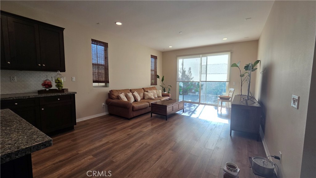 MLS #OC25276032 image #5