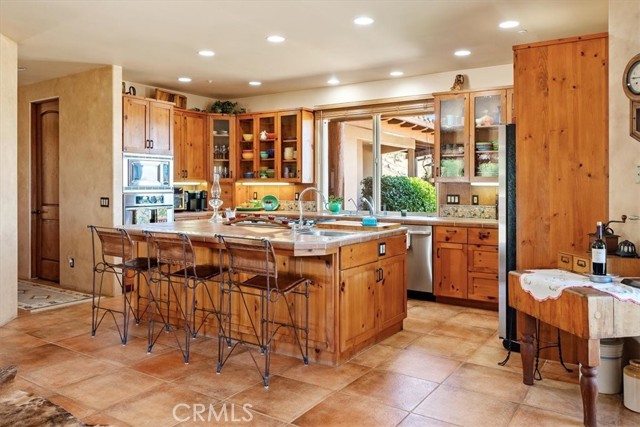 5085 Martingale Circle, San Miguel CA: https://media.crmls.org/medias/7a145996-bb32-4390-b21a-95a3d3371827.jpg