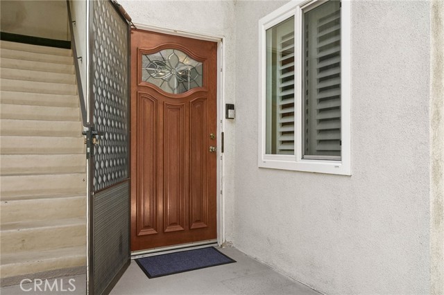 Detail Gallery Image 4 of 29 For 615 E Olive Ave #C,  Burbank,  CA 91501 - 2 Beds | 2 Baths