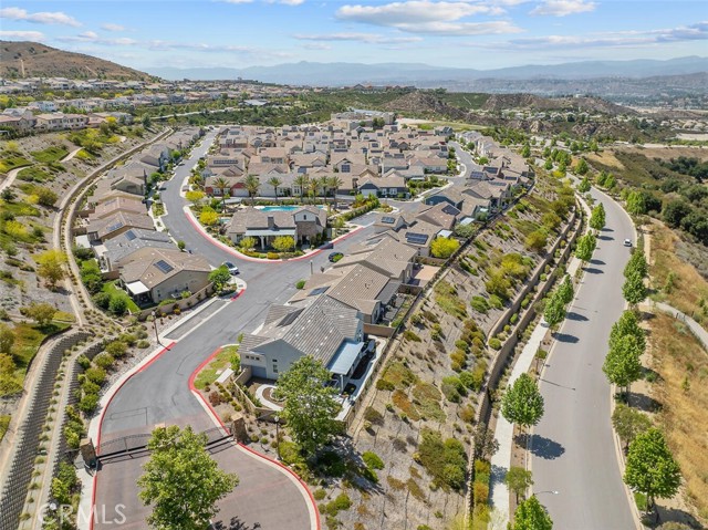 Detail Gallery Image 45 of 47 For 25124 Limetree Ln, Canyon Country,  CA 91387 - 2 Beds | 2/1 Baths