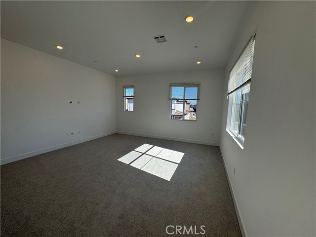 Detail Gallery Image 21 of 28 For 114 Pansy, Irvine,  CA 92618 - 5 Beds | 5 Baths