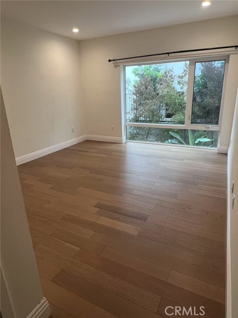2939 Leeward Avenue, Los Angeles CA: https://media.crmls.org/medias/7a175ae3-c235-400c-a81d-3e10781f273a.jpg