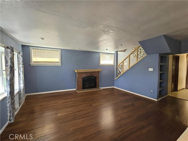 509 Fano Street, Monrovia CA: https://media.crmls.org/medias/7a17ef7d-618a-4c07-9522-fba59d5a329e.jpg