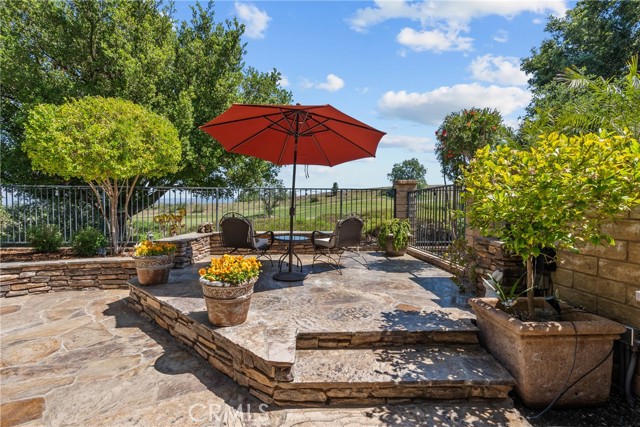 25542 Via Ventana, Valencia CA: https://media.crmls.org/medias/7a19084a-db91-425c-92c8-b8a32331d57b.jpg