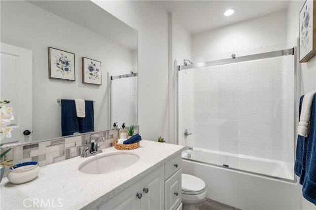 Detail Gallery Image 19 of 39 For 34509 Plateau Point Pl, Murrieta,  CA 92563 - 5 Beds | 2/1 Baths