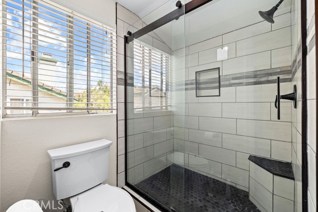 Image 26 of 55 For 11533 Chadwick