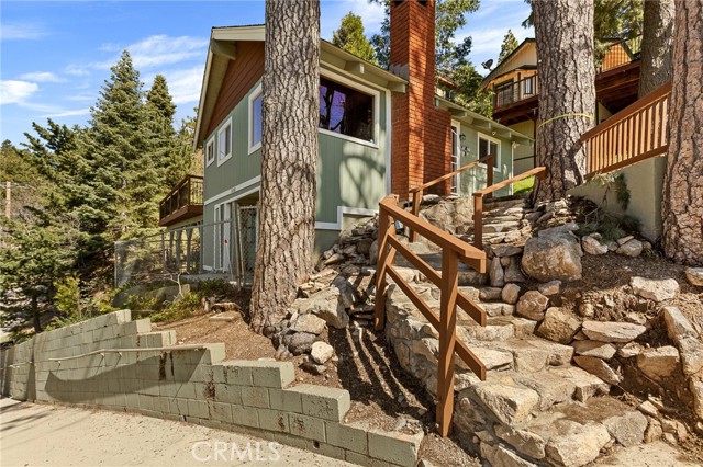 Detail Gallery Image 8 of 41 For 26568 Valley View Dr, Rimforest,  CA 92378 - 3 Beds | 2 Baths