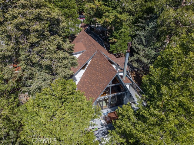 Detail Gallery Image 27 of 34 For 422 Pyramid, Lake Arrowhead,  CA 92352 - 3 Beds | 2 Baths