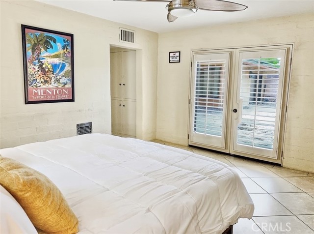 Detail Gallery Image 12 of 24 For 1523 E San Lorenzo, Palm Springs,  CA 92264 - 5 Beds | 5 Baths