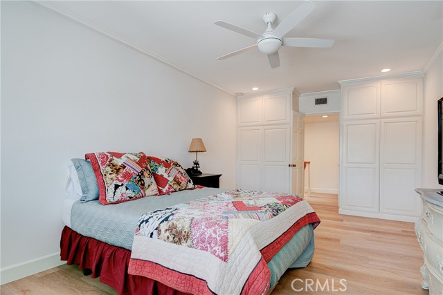 Detail Gallery Image 10 of 43 For 5309 River Ave, Newport Beach,  CA 92663 - 3 Beds | 2/1 Baths