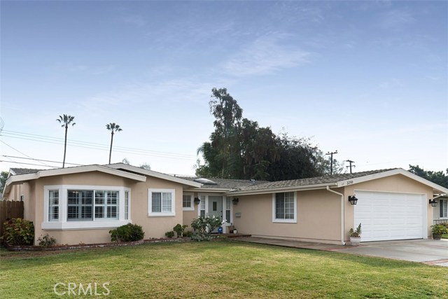 3210 Iowa St, Costa Mesa, CA 92626