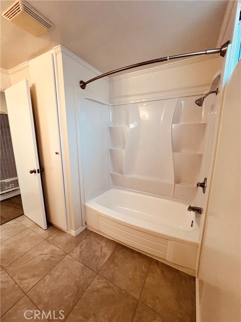 Detail Gallery Image 7 of 19 For 635 1/2 Plam Dr, Glendale,  CA 91202 - 2 Beds | 1 Baths