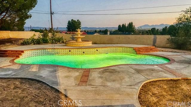 Detail Gallery Image 35 of 49 For 19375 Oshkosh Rd, Apple Valley,  CA 92307 - 4 Beds | 2 Baths