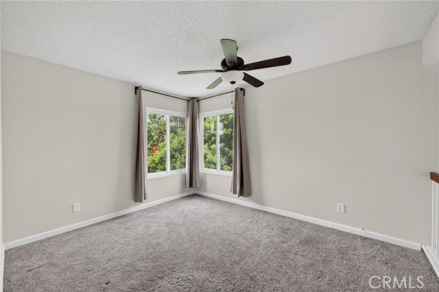 Image 27 of 68 For 22425 Shore View Court