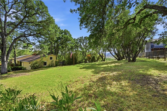 Detail Gallery Image 33 of 43 For 19879 Donkey Hill, Hidden Valley Lake,  CA 95467 - 3 Beds | 2 Baths