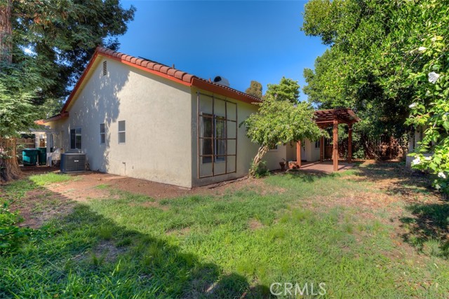 Detail Gallery Image 40 of 52 For 275 Picholine Way, Chico,  CA 95928 - 3 Beds | 2 Baths