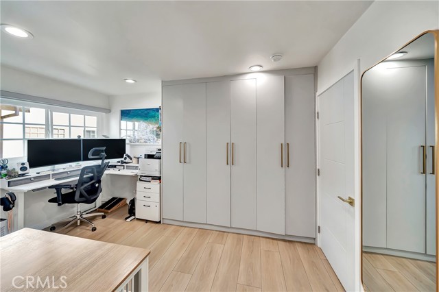 Detail Gallery Image 20 of 52 For 14727 Magnolia Bld #126,  Sherman Oaks,  CA 91403 - 2 Beds | 2/1 Baths