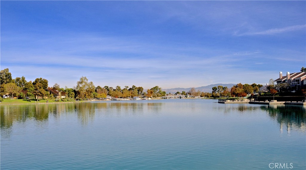https://media.crmls.org/medias/7a22597f-a8d5-459a-9ed3-176f20c6b1b2.jpg?preset=X-Large