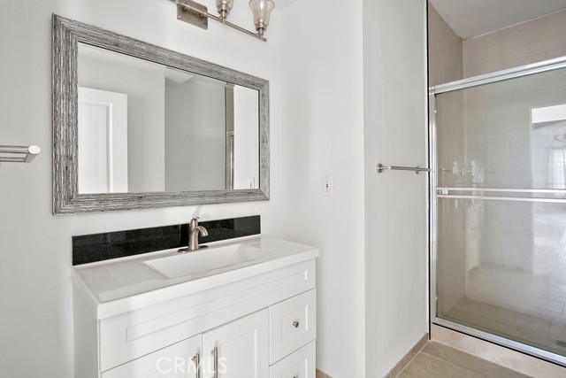 2370 Pine, Long Beach CA: https://media.crmls.org/medias/7a237ee0-e2bd-4129-9625-3d450e47846f.jpg