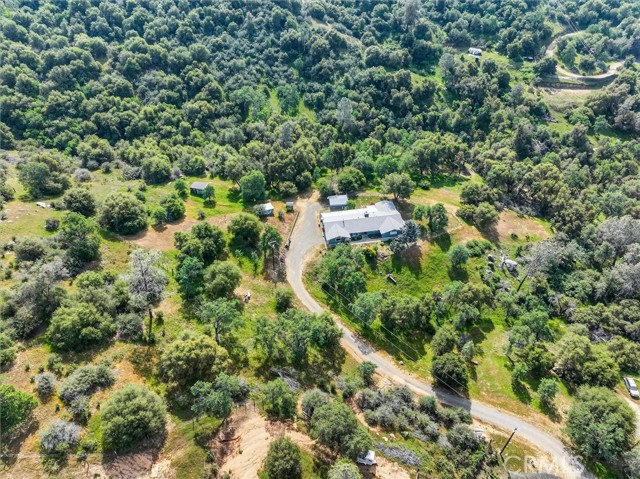 Detail Gallery Image 2 of 47 For 3310 Deer Run, Mariposa,  CA 95338 - 4 Beds | 3 Baths