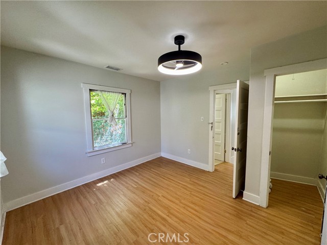 Detail Gallery Image 4 of 12 For 701 Mira Monte Pl, Pasadena,  CA 91101 - 1 Beds | 1 Baths