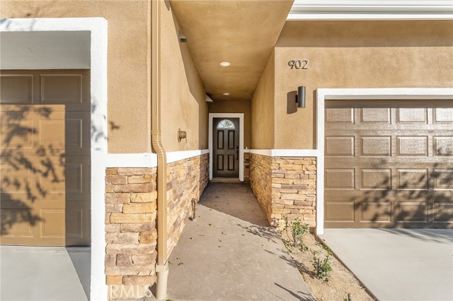 Detail Gallery Image 6 of 34 For 902 W Hert St, Colton,  CA 92324 - 4 Beds | 2/1 Baths