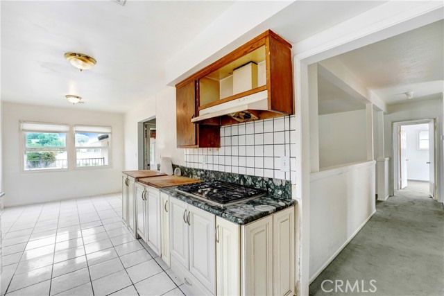 15834 Mayall Street, North Hills CA: https://media.crmls.org/medias/7a24ee2b-507b-43c0-a751-c243f12d5fe3.jpg