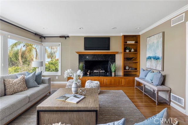 1609 Via Montemar, Palos Verdes Estates, California 90274, 3 Bedrooms Bedrooms, ,Residential,Sold,Via Montemar,SB21199956