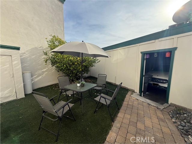 Detail Gallery Image 4 of 4 For 8206 Gordon Grn, Buena Park,  CA 90621 - 3 Beds | 1/1 Baths